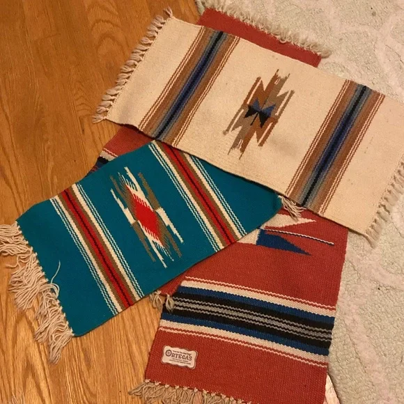 Otegas weaving shop runner Vintage blue purple orange red green white black (1)